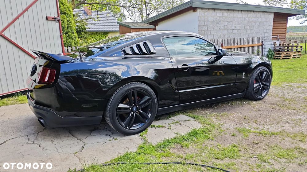Ford Mustang - 3