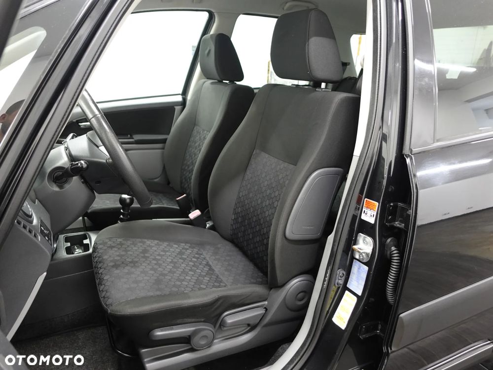Suzuki SX4 2.0 DDiS 4x2 Style - 22