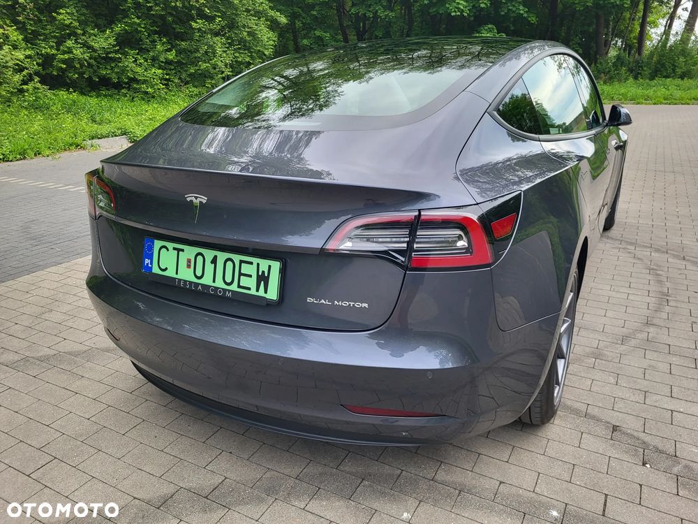 Tesla Model 3 - 6