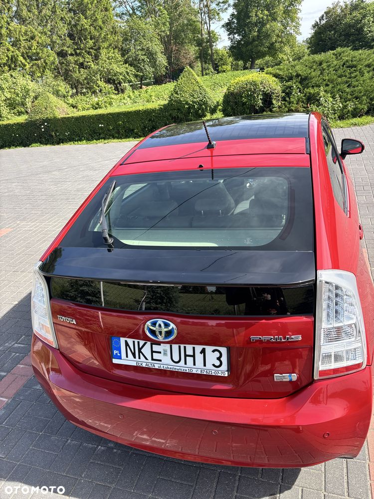 Toyota Prius - 4
