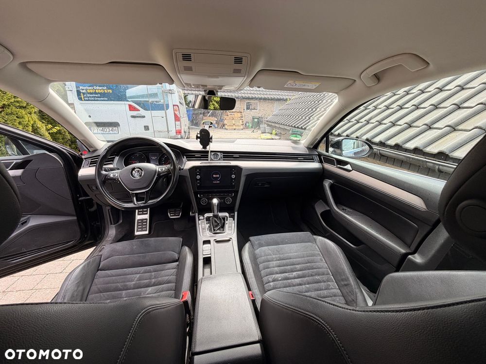 Volkswagen Passat 2.0 TDI SCR 4Mot DSG Highline - 6