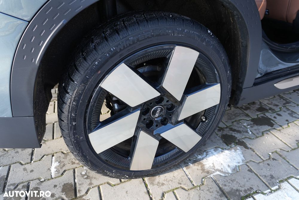 Mini Countryman C Favoured Trim - 24