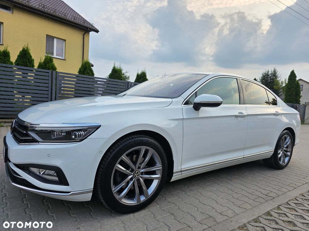 Volkswagen Passat 2.0 TDI Elegance DSG - 37