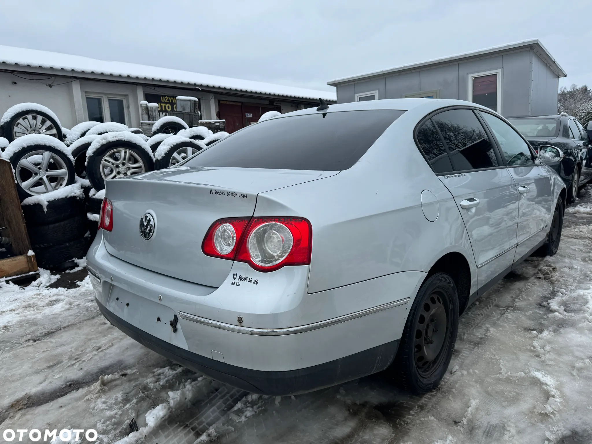 VW PASSAT B6 ZDERZAK PRZÓD PRZEDNI LA7W - 15