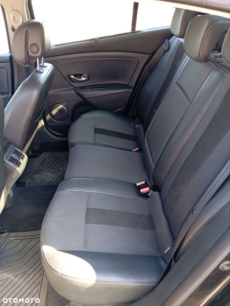 Renault Fluence 1.5 dCi Privilege - 20
