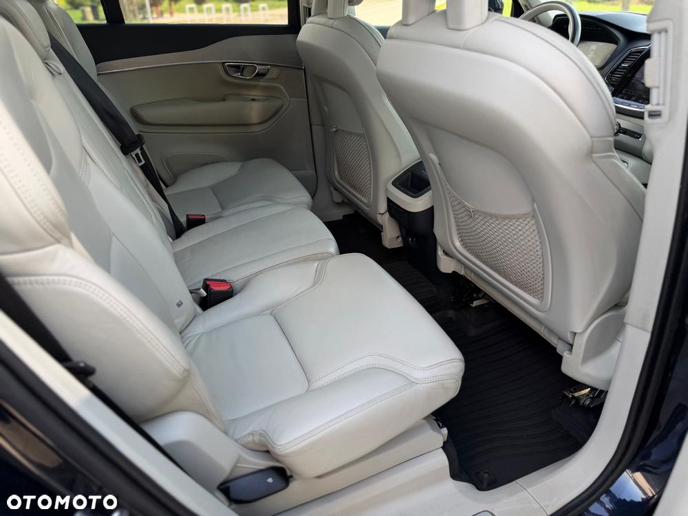 Volvo XC 90 T5 AWD Inscription 7os - 34