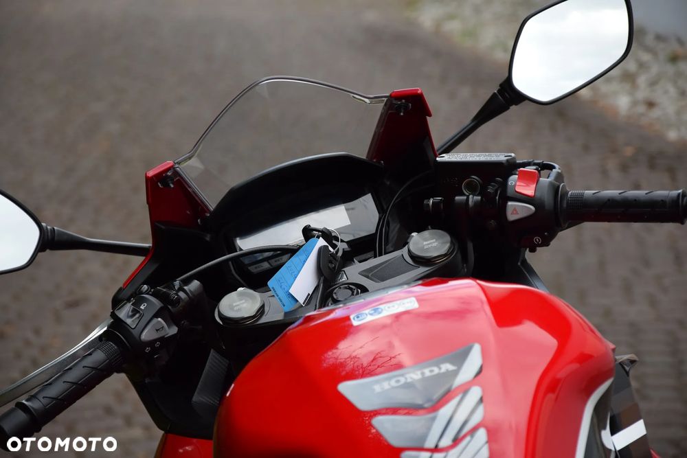Honda CBR - 5