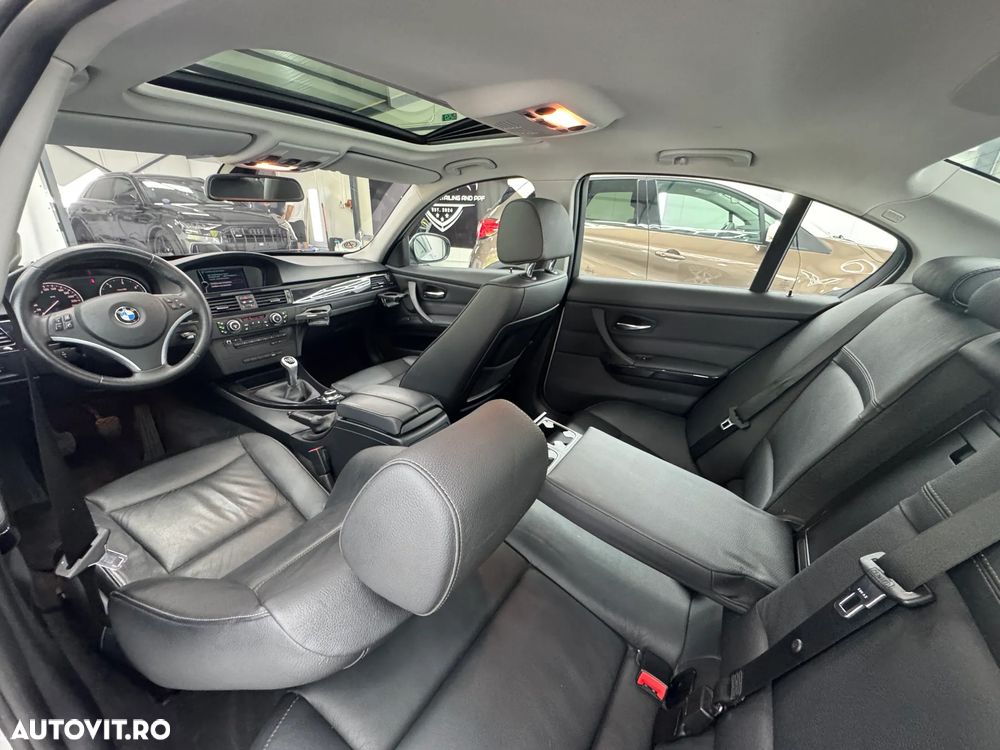 BMW Seria 3 320d DPF Blue Performance Edition Exclusive - 4