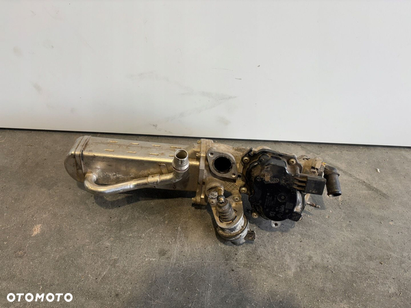 ZAWÓR EGR 2.2 HDI PEUGEOT 508 9678163380