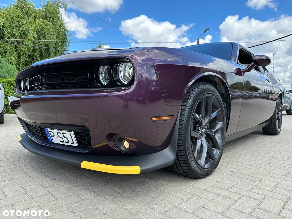Dodge Challenger - 36