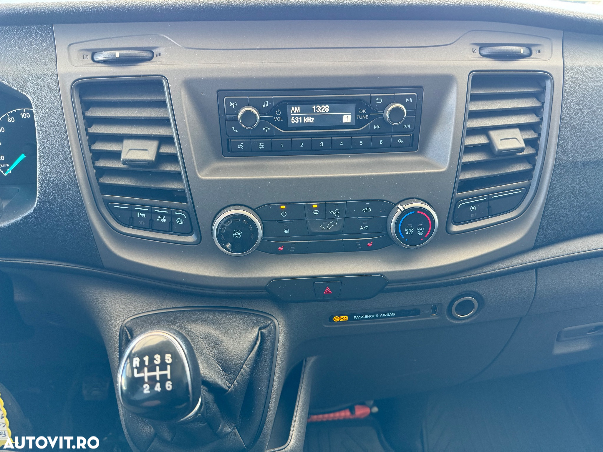 Ford Transit Custom - 23