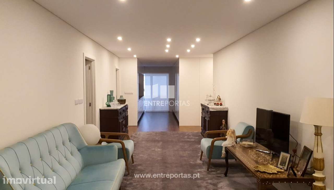 Venda de excelente Apartamento T2 com vistas mar, Esmoriz, Ovar - Grande imagem: 2/18