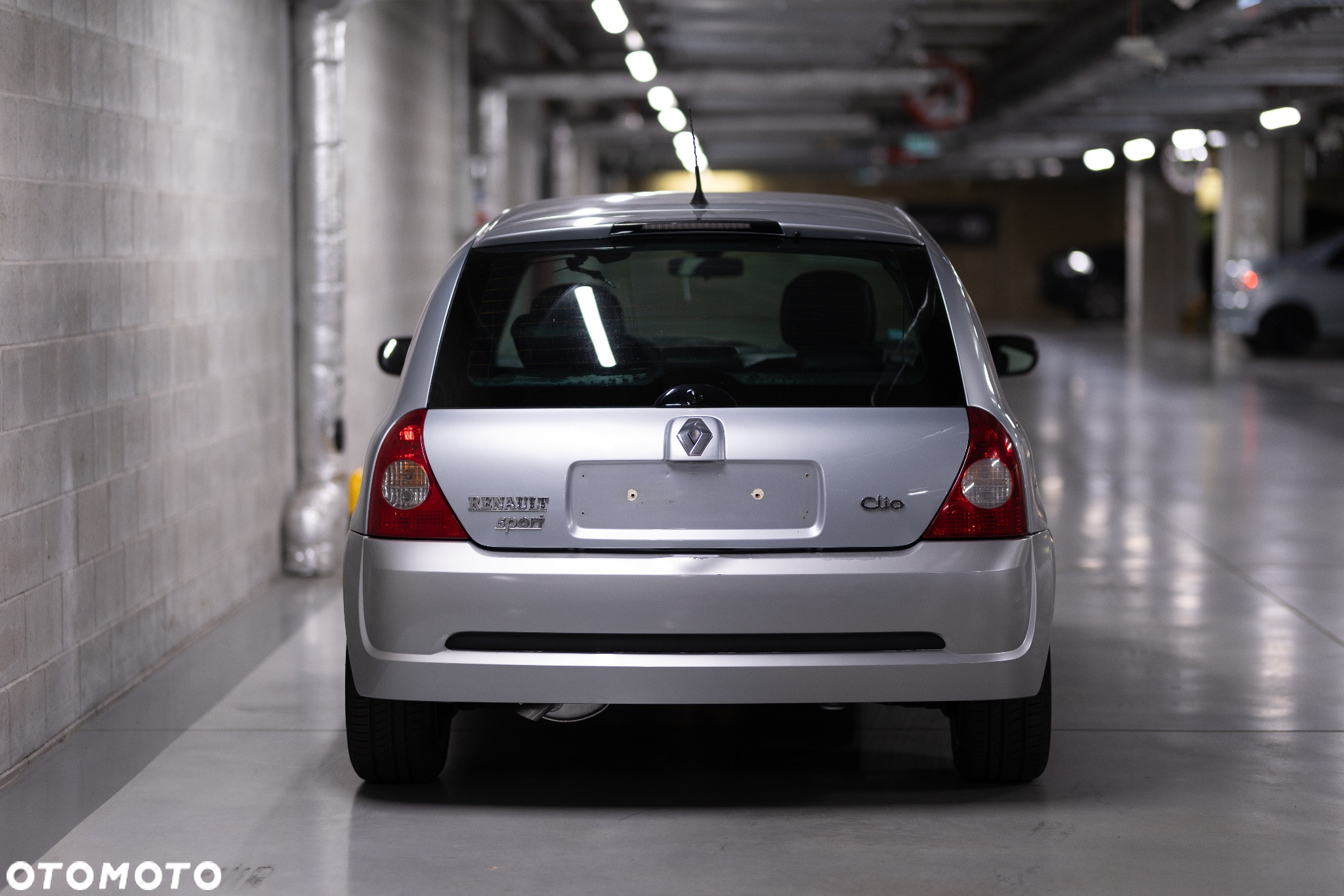 Renault Clio 2.0 16V Sport - 7
