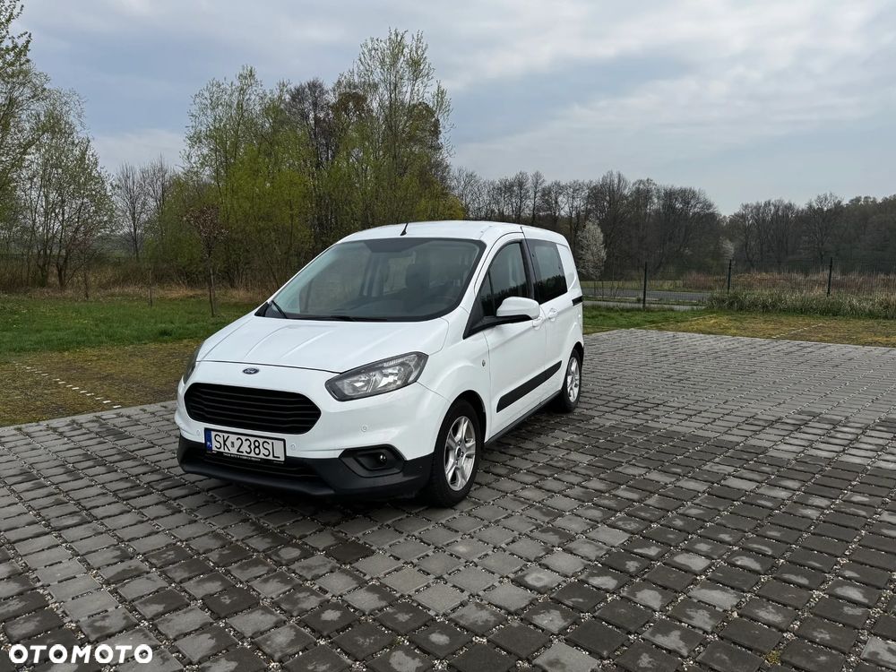 Ford Transit Courier Ambiente - 1