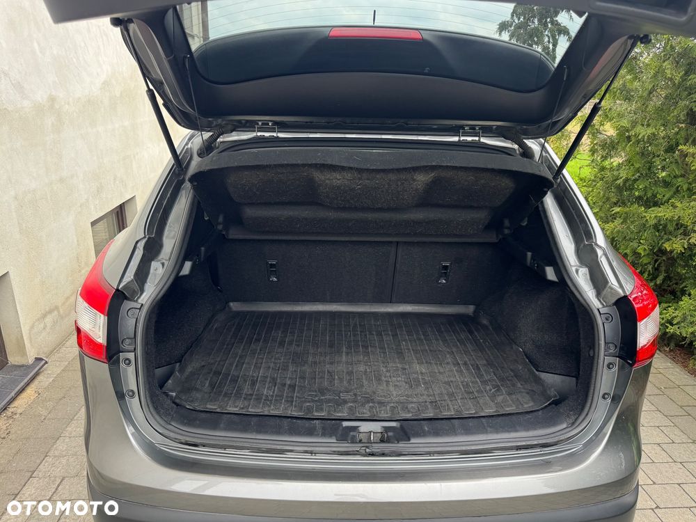 Nissan Qashqai 1.6 DCi N-Connecta Xtronic - 18