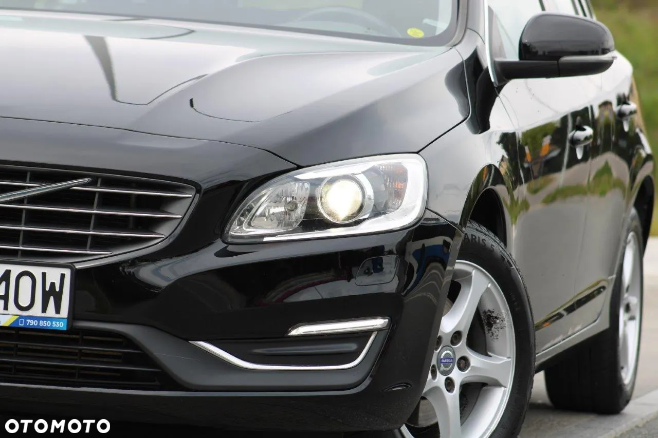 Volvo V60 D4 Summum - 31