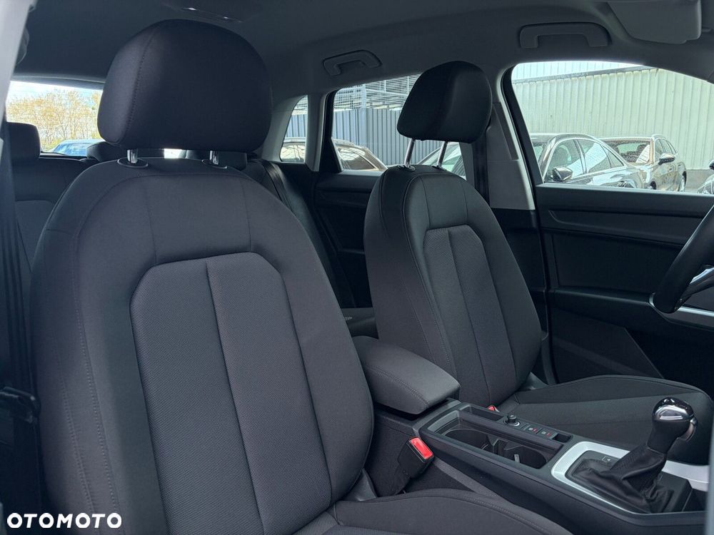 Audi Q3 - 21