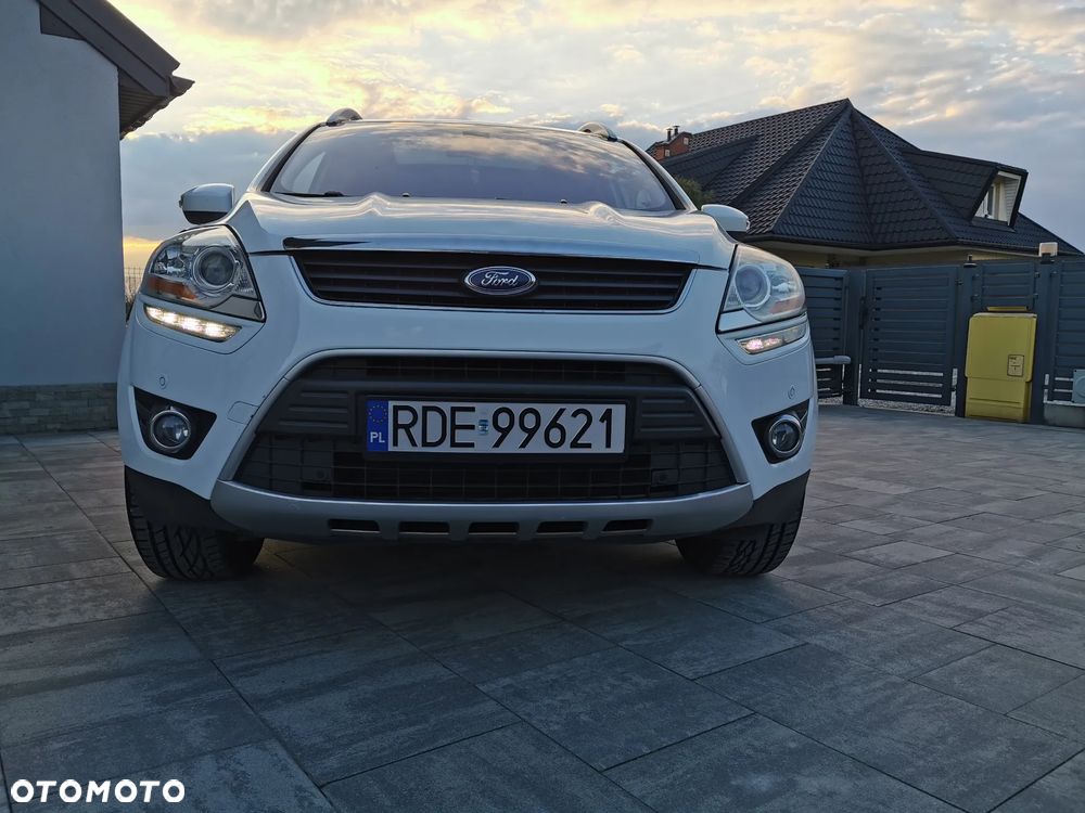 Ford Kuga 2.0 TDCi 2x4 Titanium - 8