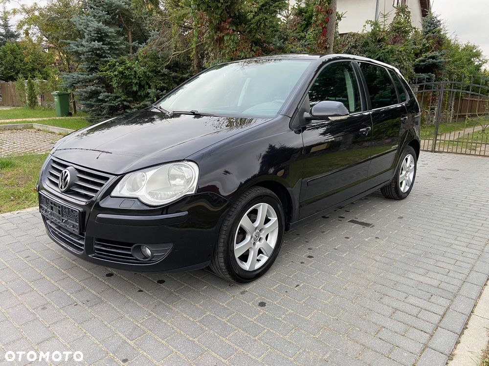 Volkswagen Polo - 1