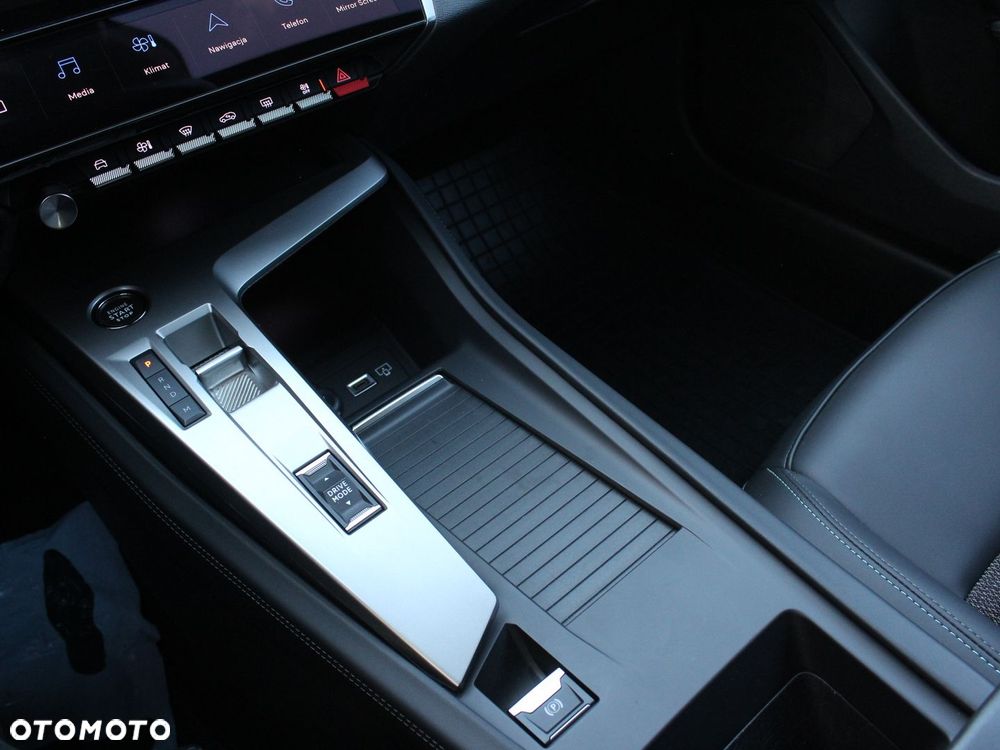 Peugeot 308 - 11