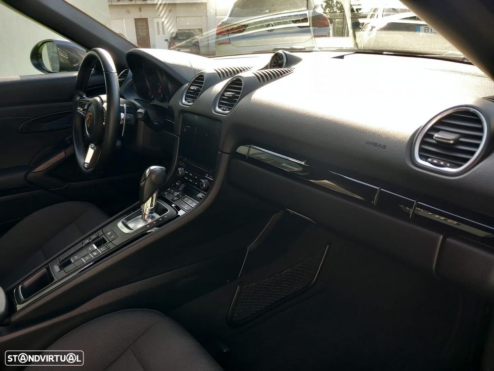 Porsche 718 Boxster 2.0 T PDK - 22