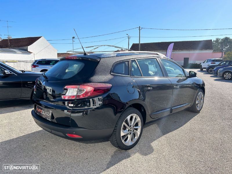 Renault Mégane Sport Tourer 1.5 dCi GT Line EDC - 4