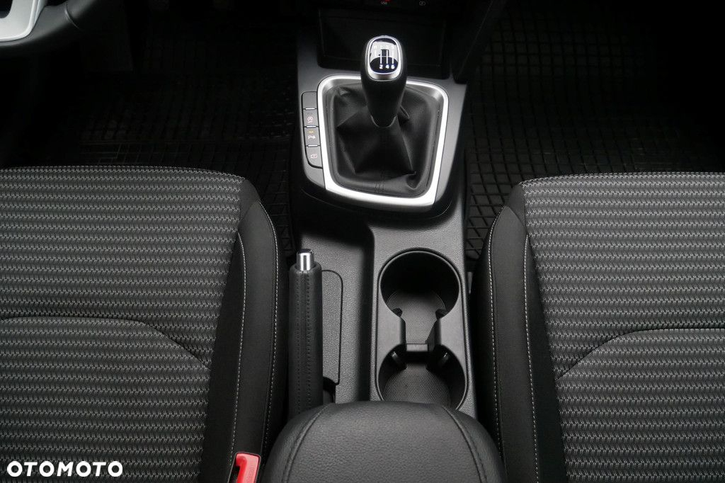 Kia Ceed 1.5 T-GDI M - 11
