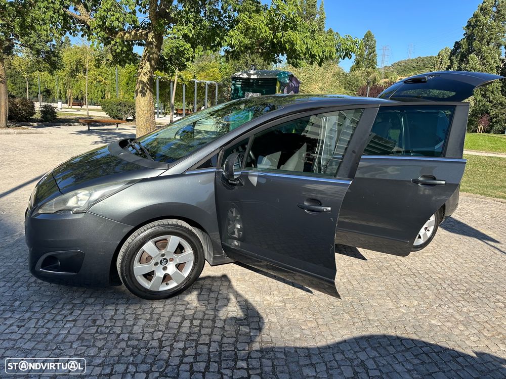 Peugeot 5008 1.6 E-HDi 7L Allure 2-Tronic - 16
