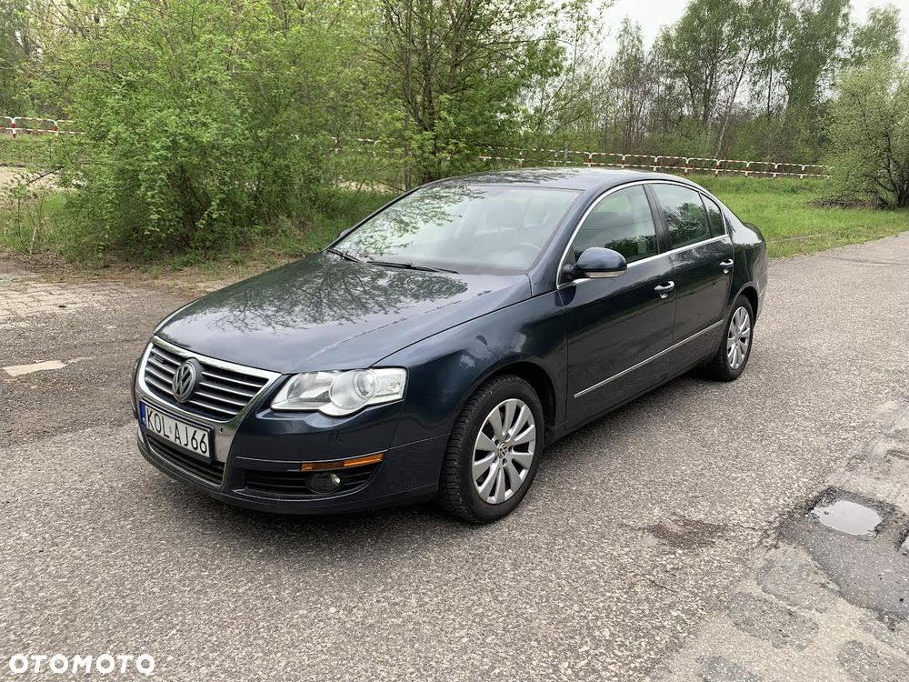 Volkswagen Passat 1.9 TDI DPF BlueMotion - 2