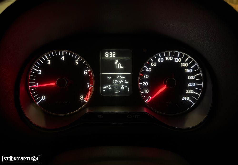 VW Polo 1.2 Confortline - 28