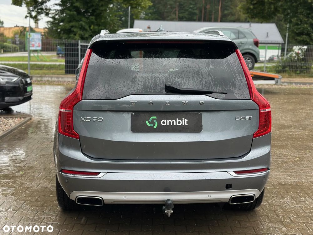 Volvo XC 90 - 8