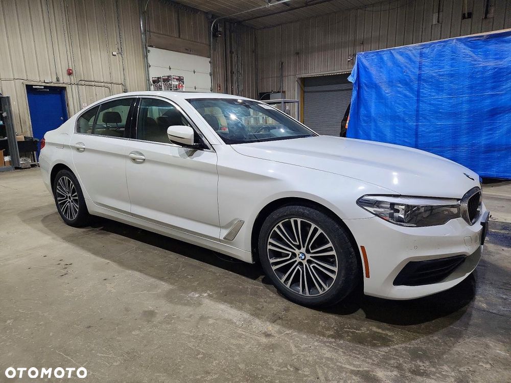 BMW Seria 5 530i xDrive Sport Line - 5