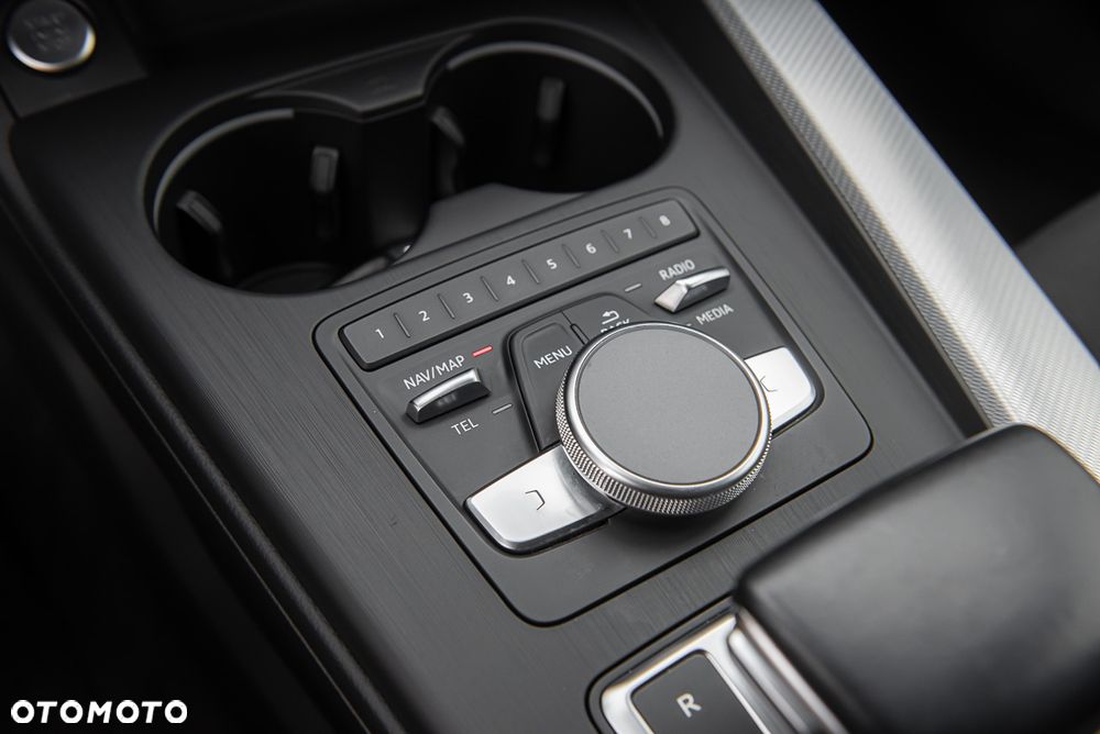 Audi A4 Limousine 35 TFSI S tronic S line - 26