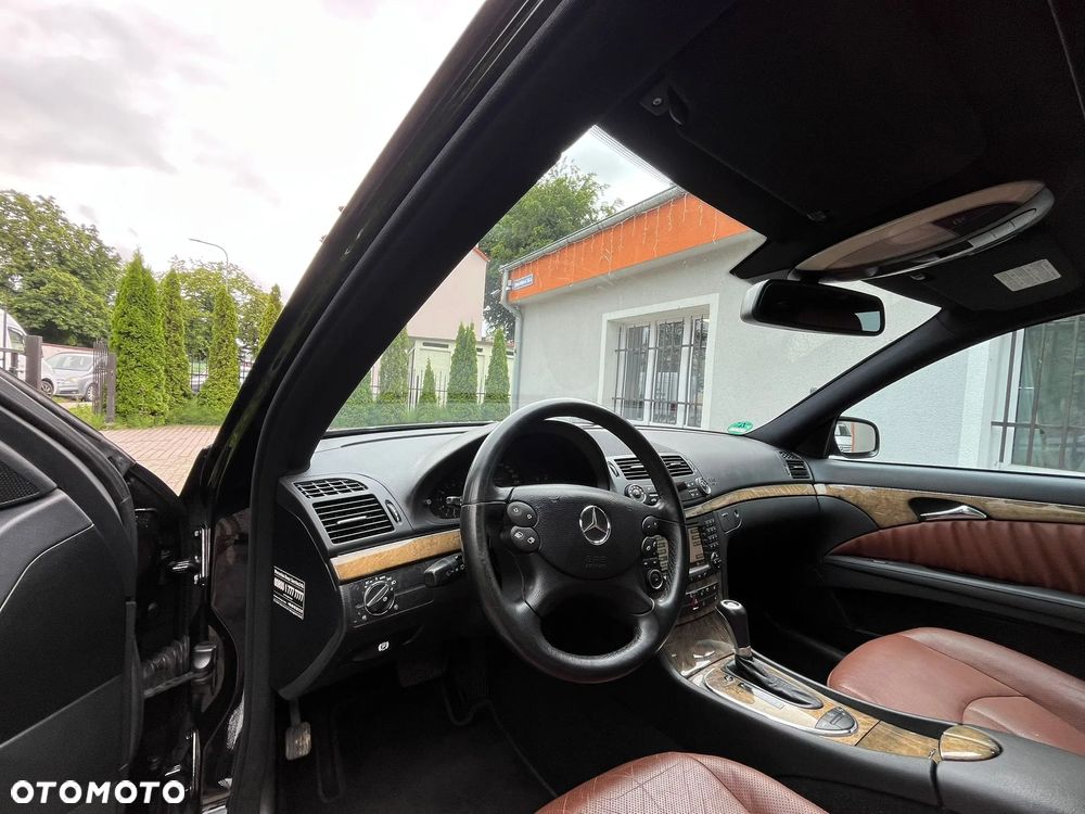 Mercedes-Benz Klasa E - 24