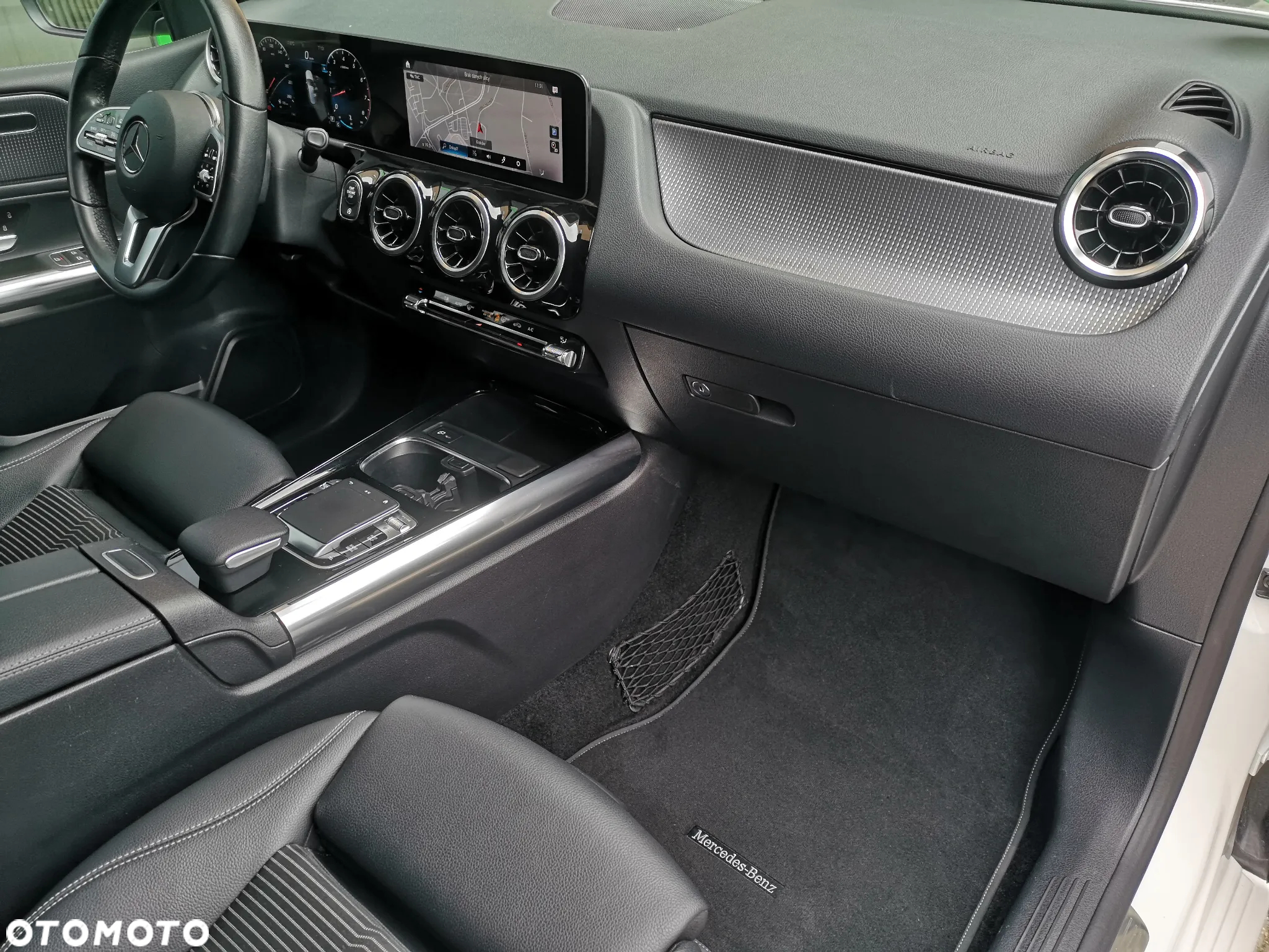 Mercedes-Benz Klasa B 250 AMG Line 7G-DCT - 12