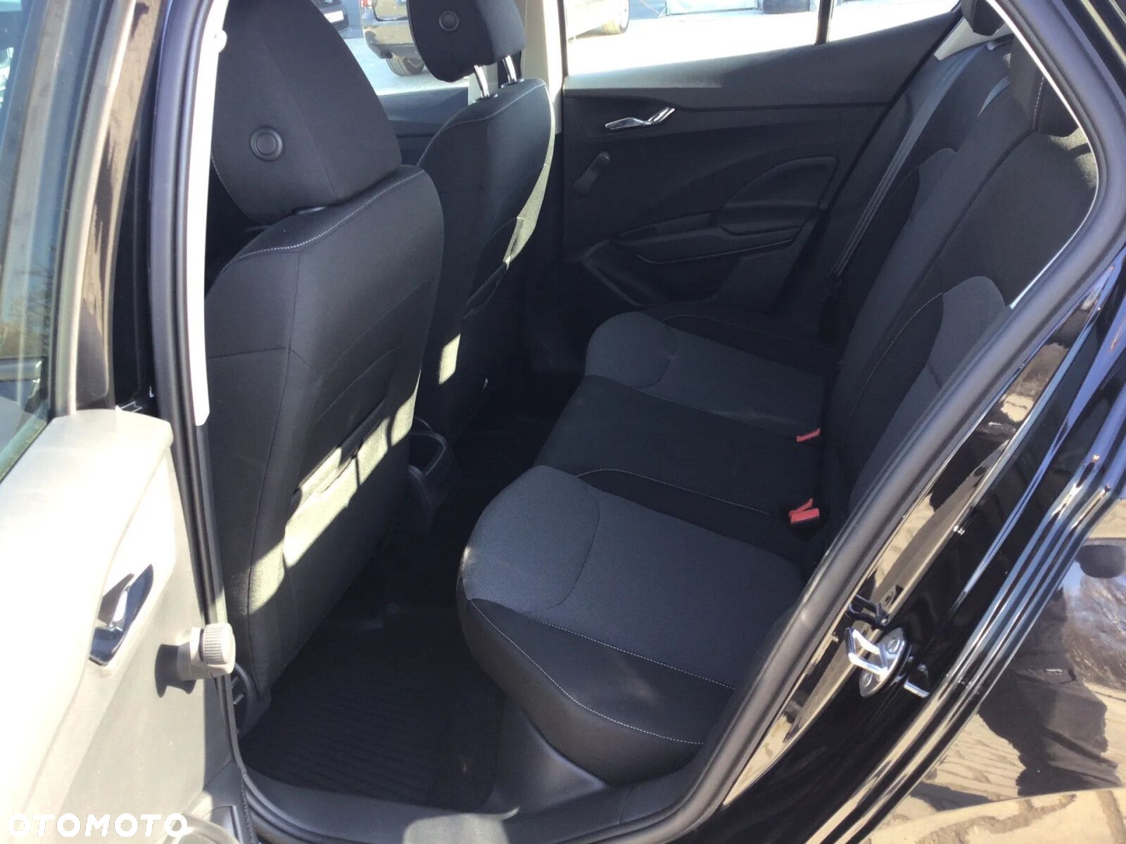 Skoda Fabia 1.0 TSI Selection - 25