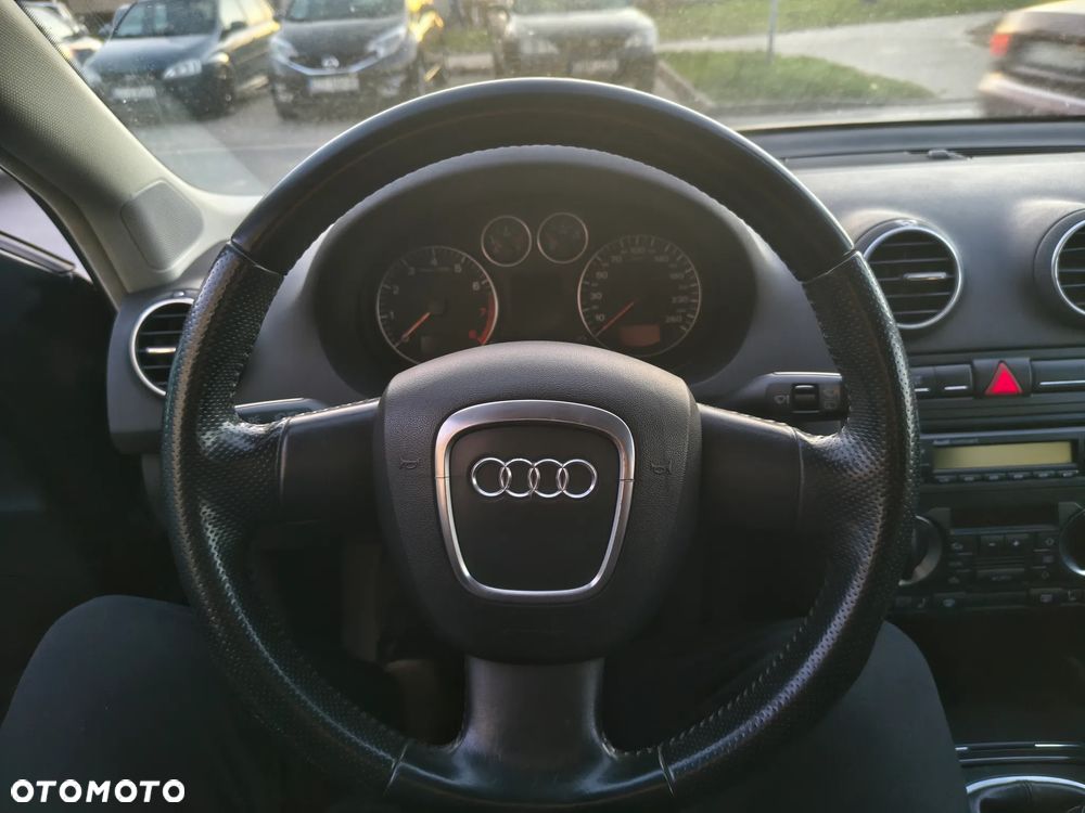 Audi A3 Sportback 1.6 Attraction - 13