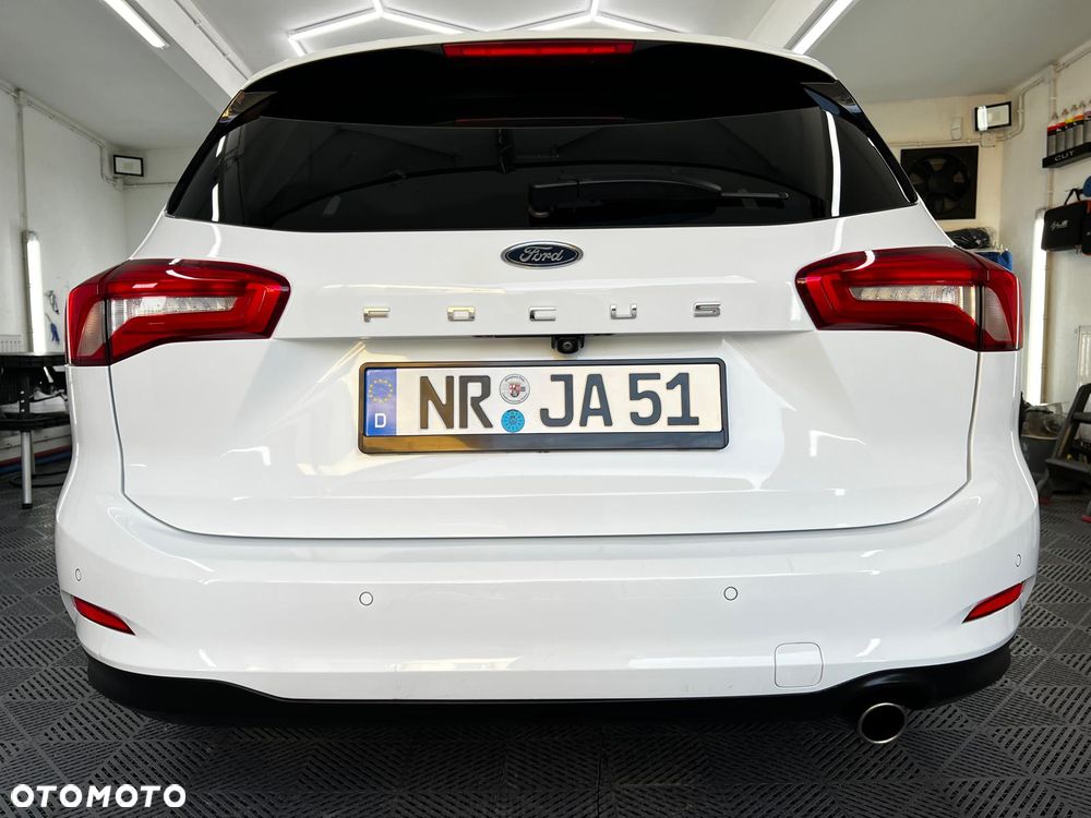 Ford Focus 1.5 EcoBlue STart-Stopp-System TITANIUM X - 3