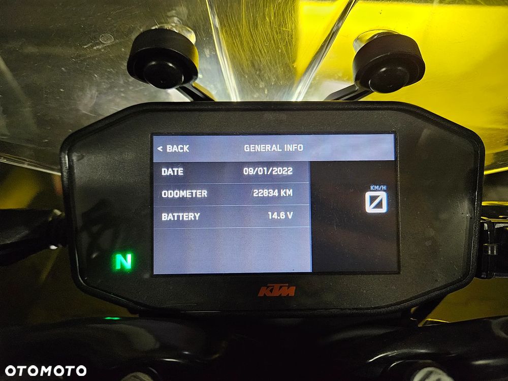 KTM Duke 790 - 24