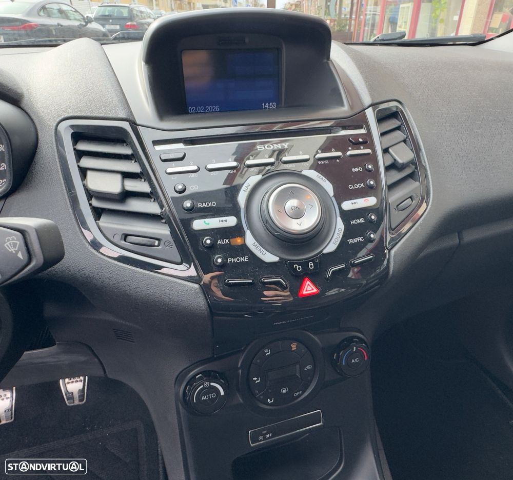 Ford Fiesta 1.0 T EcoBoost STLine - 10