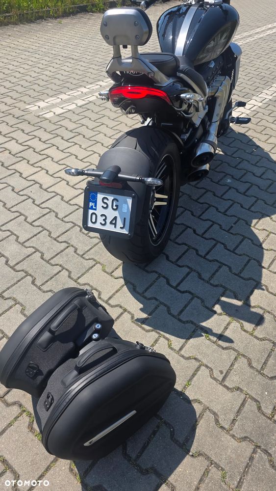 Triumph Rocket - 12