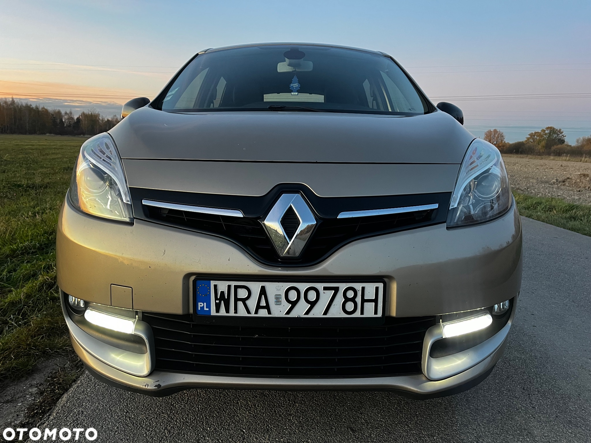 Renault Scenic 1.5 dCi Life - 9