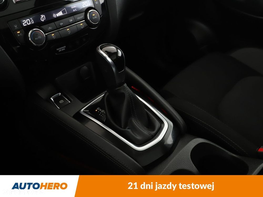 Nissan Qashqai - 24