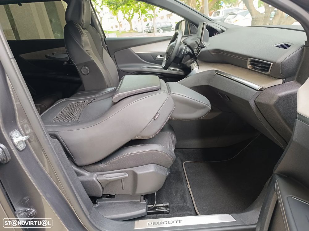 Peugeot 5008 1.2 PureTech GT Line EAT8 - 33