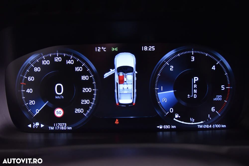 Volvo XC 90 D5 AWD Inscription - 10