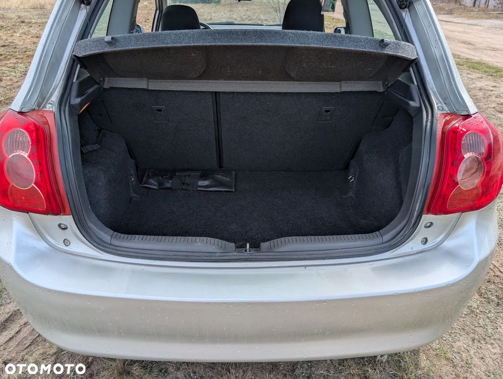 Toyota Auris 1.4 VVT-i Luna - 17