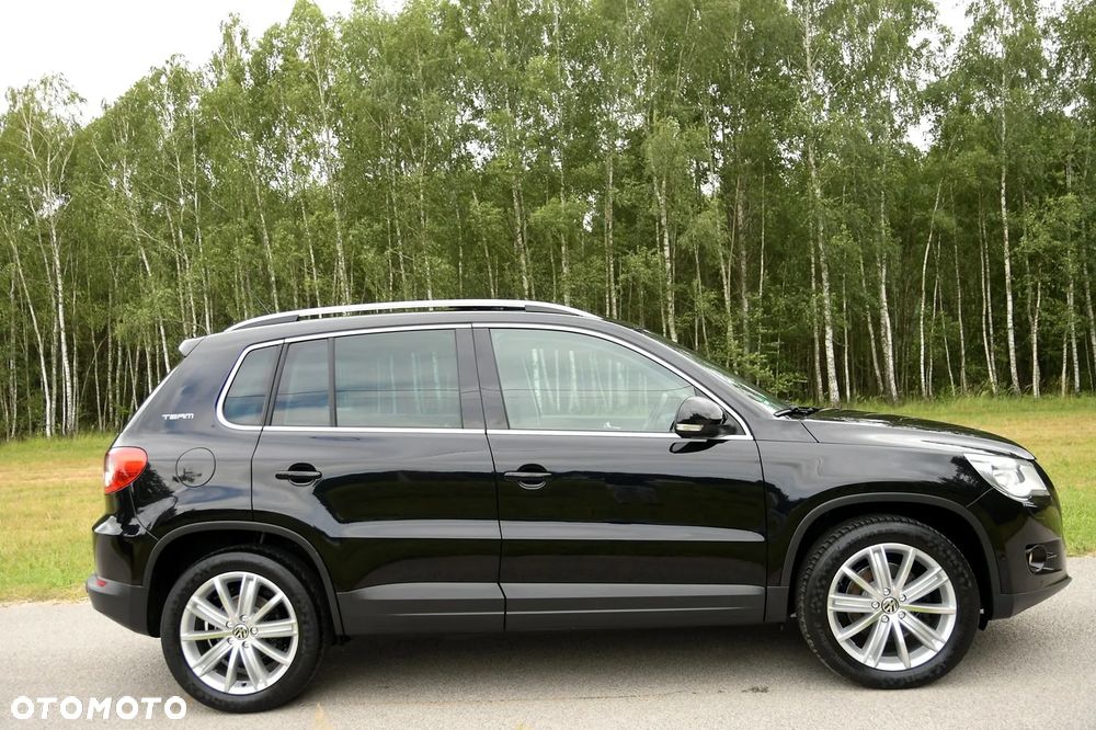Volkswagen Tiguan - 10
