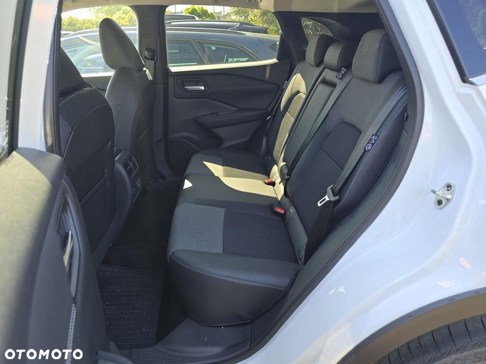 Nissan Qashqai 1.3 DIG-T mHEV N-Connecta Xtronic - 7