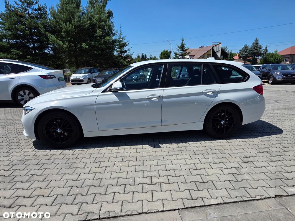 BMW Seria 3 318d - 3