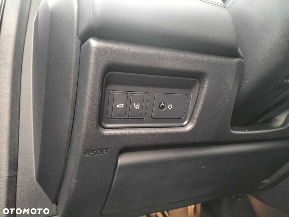 Land Rover Discovery Sport - 6